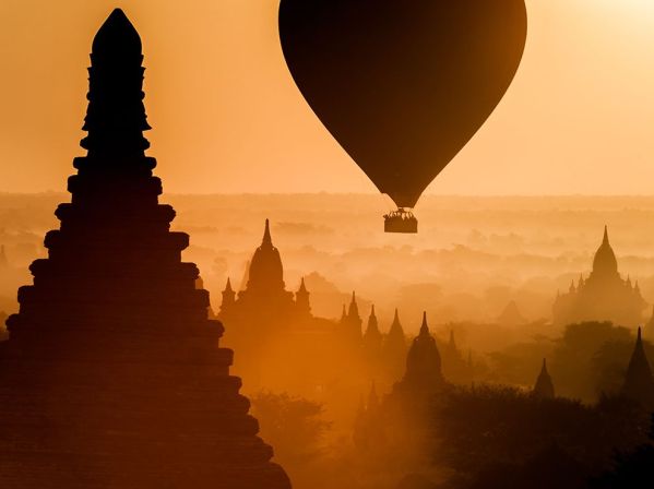 temples-bagan-myanmar-balloon_85722_990x742